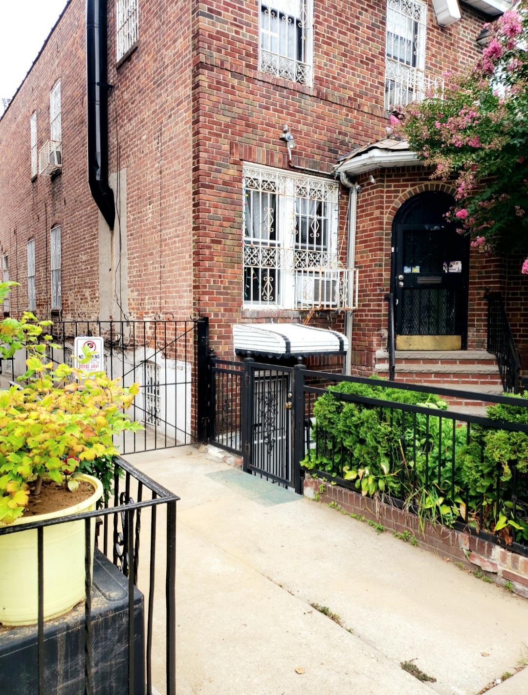 Single Family 84th  Queens, NY 11370, MLS-828826-7