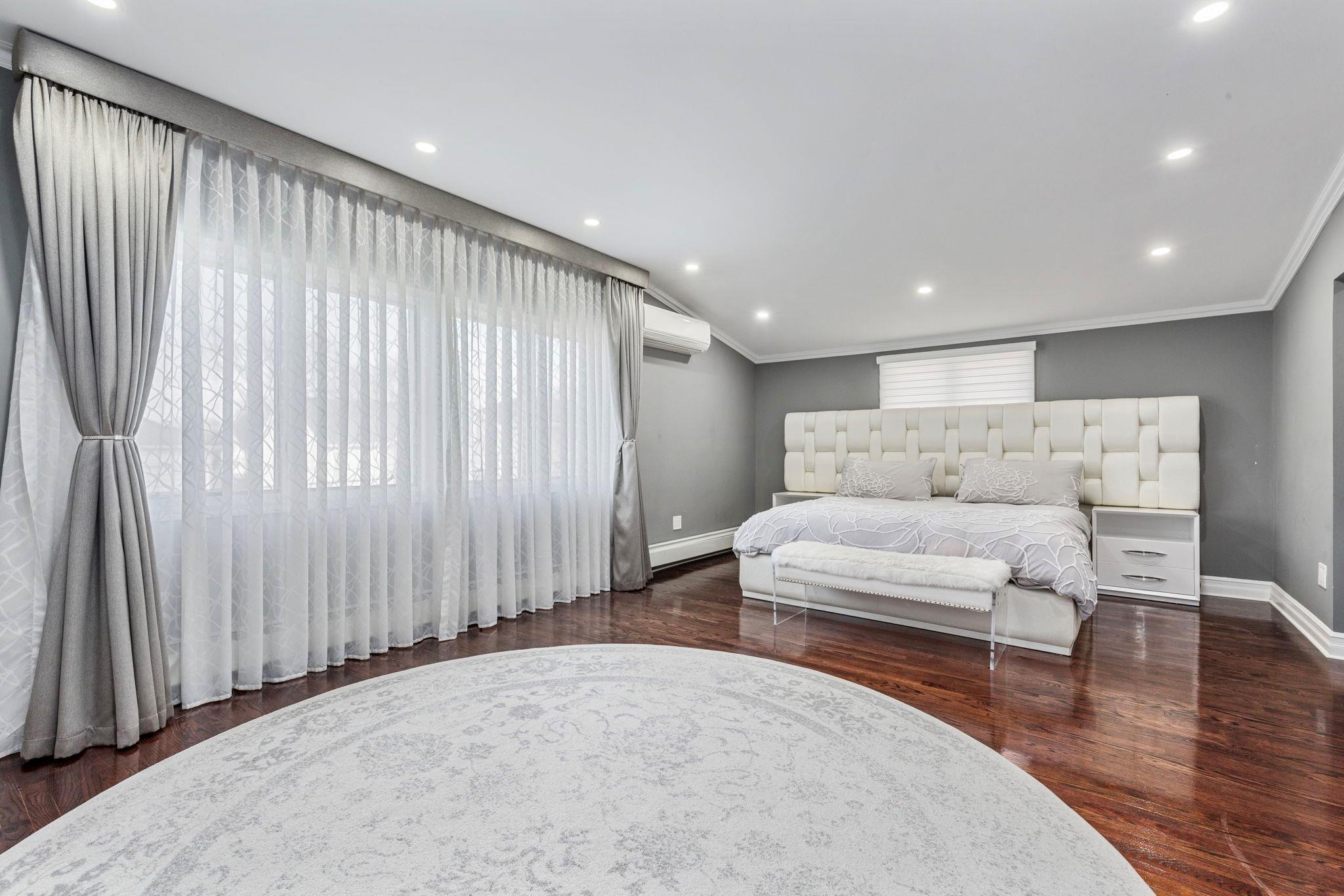 Single Family 180th  Queens, NY 11366, MLS-828831-13