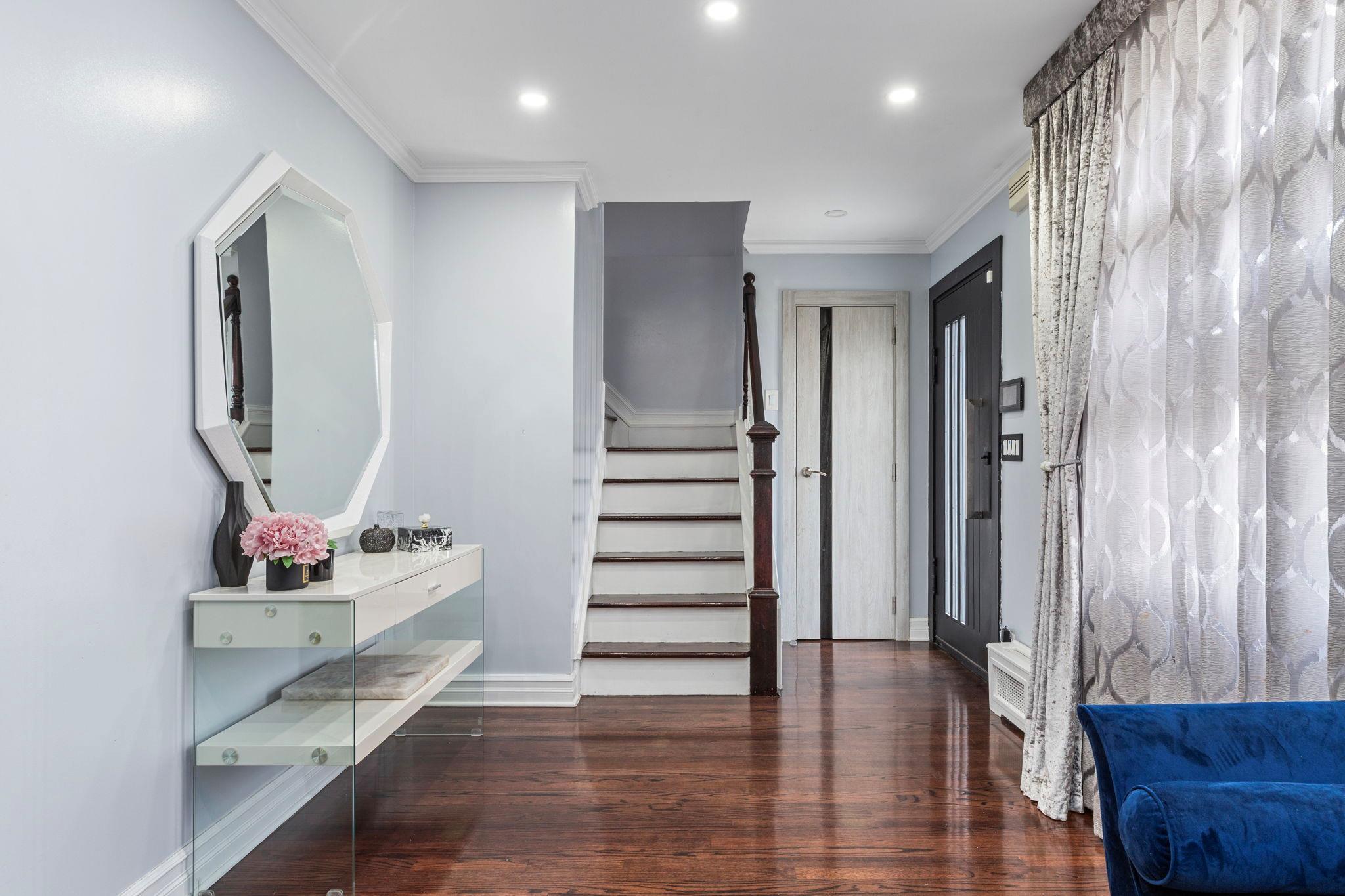 Single Family 180th  Queens, NY 11366, MLS-828831-2