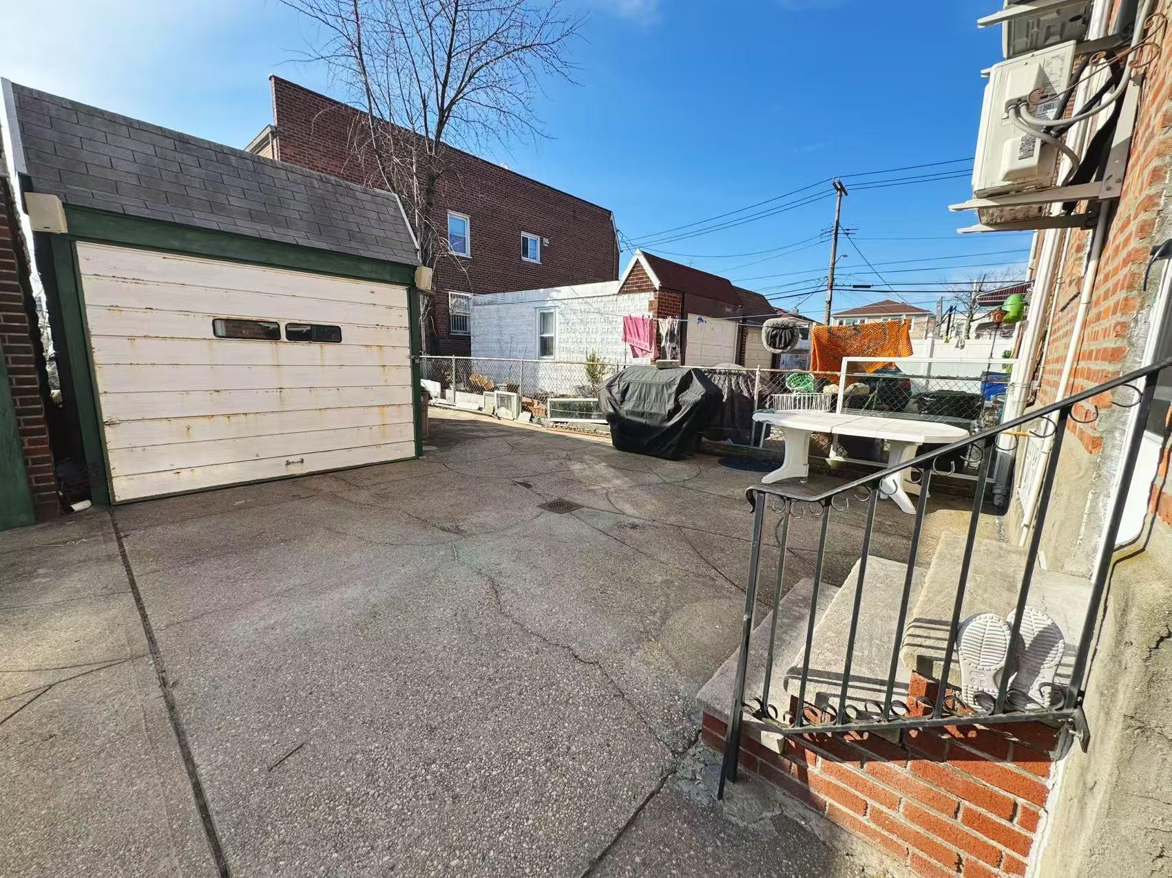 Single Family 81st  Queens, NY 11417, MLS-828843-11