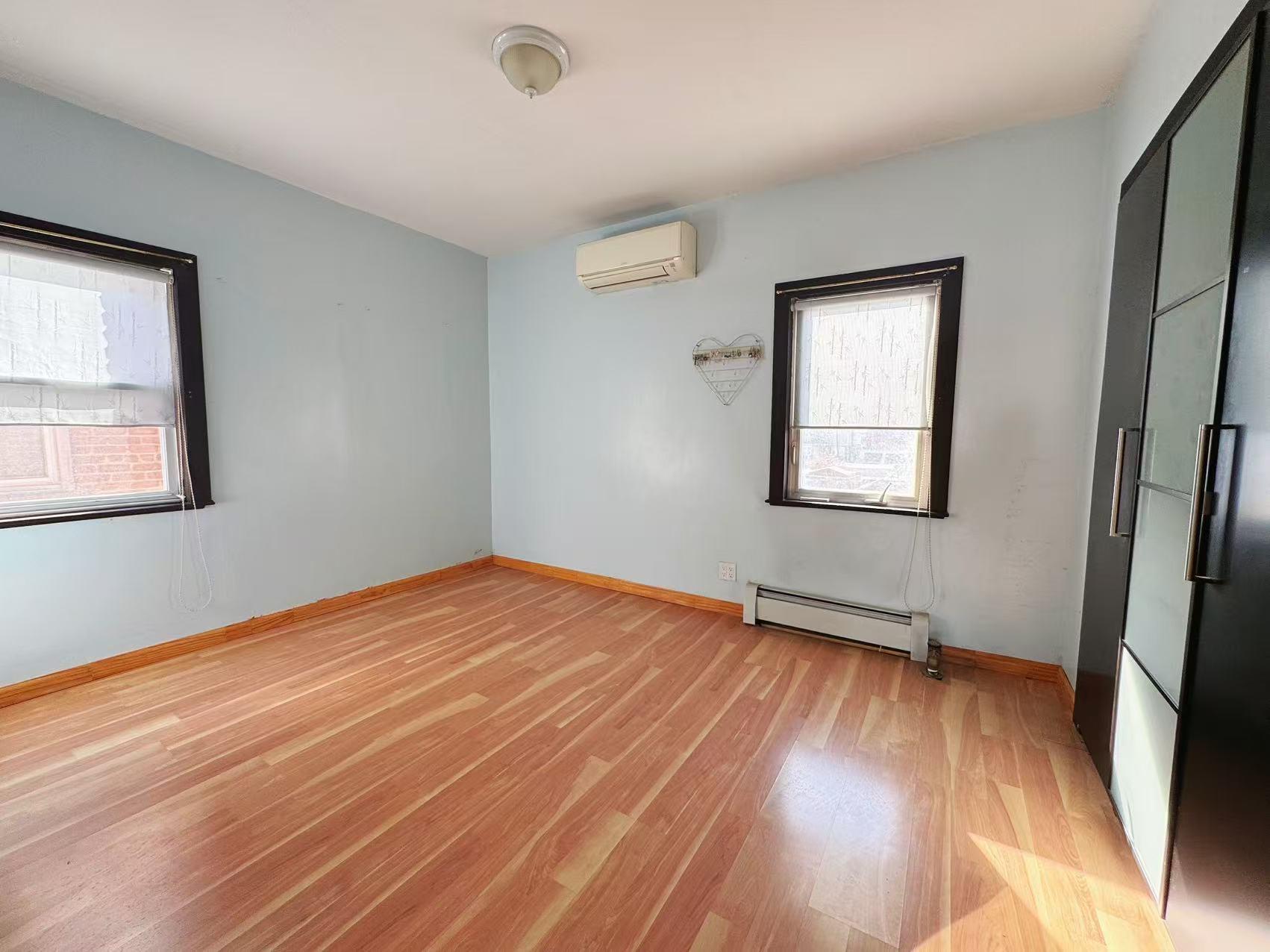 Single Family 81st  Queens, NY 11417, MLS-828843-2