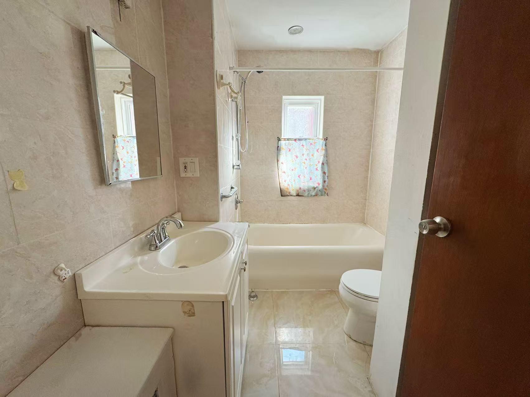 Single Family 81st  Queens, NY 11417, MLS-828843-4