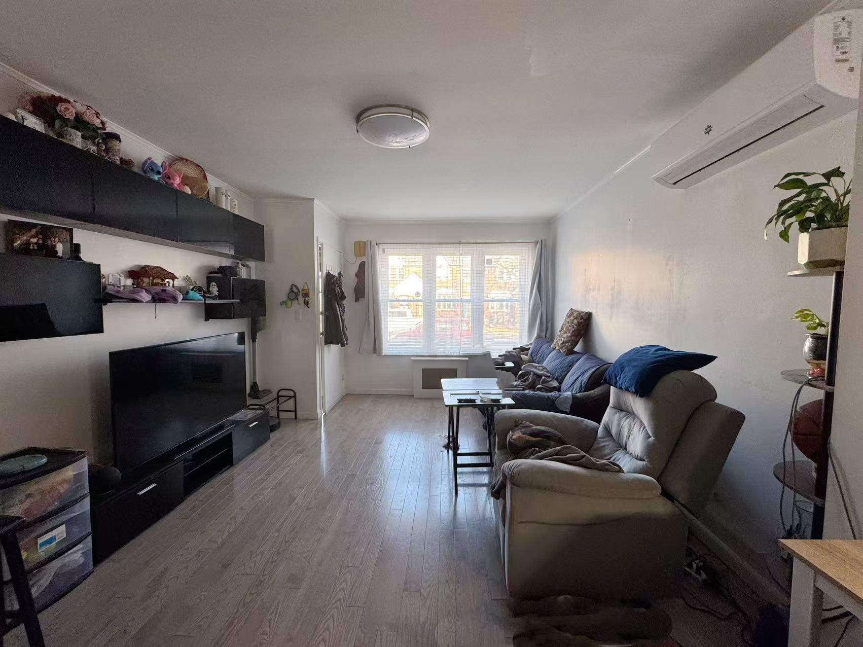 Single Family 81st  Queens, NY 11417, MLS-828843-8
