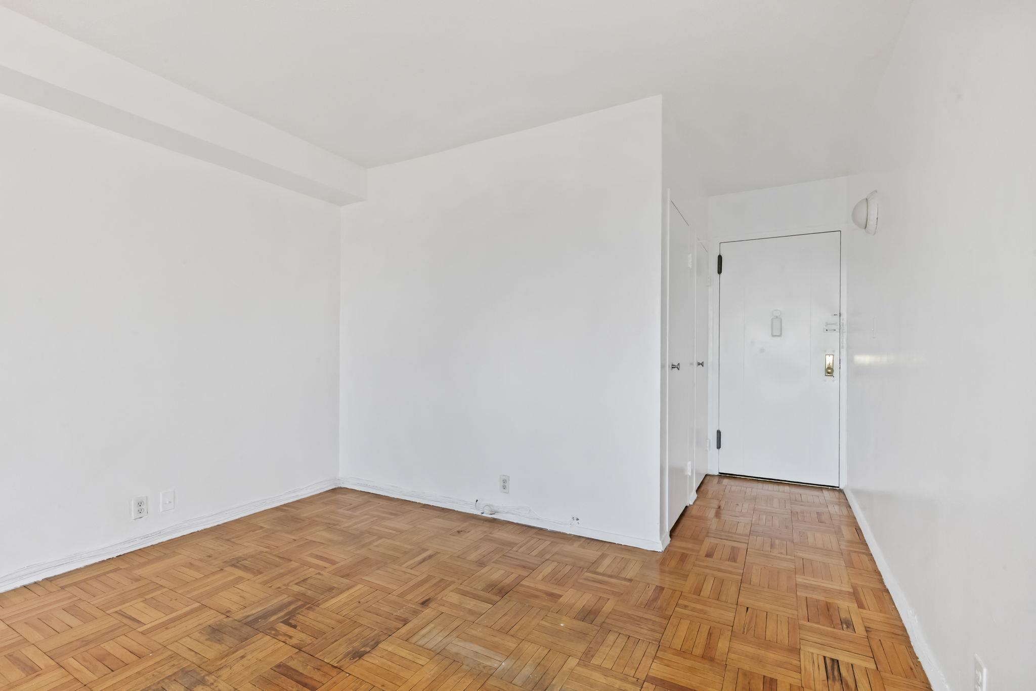 Coop Fordham Hill  Bronx, NY 10468, MLS-828854-2