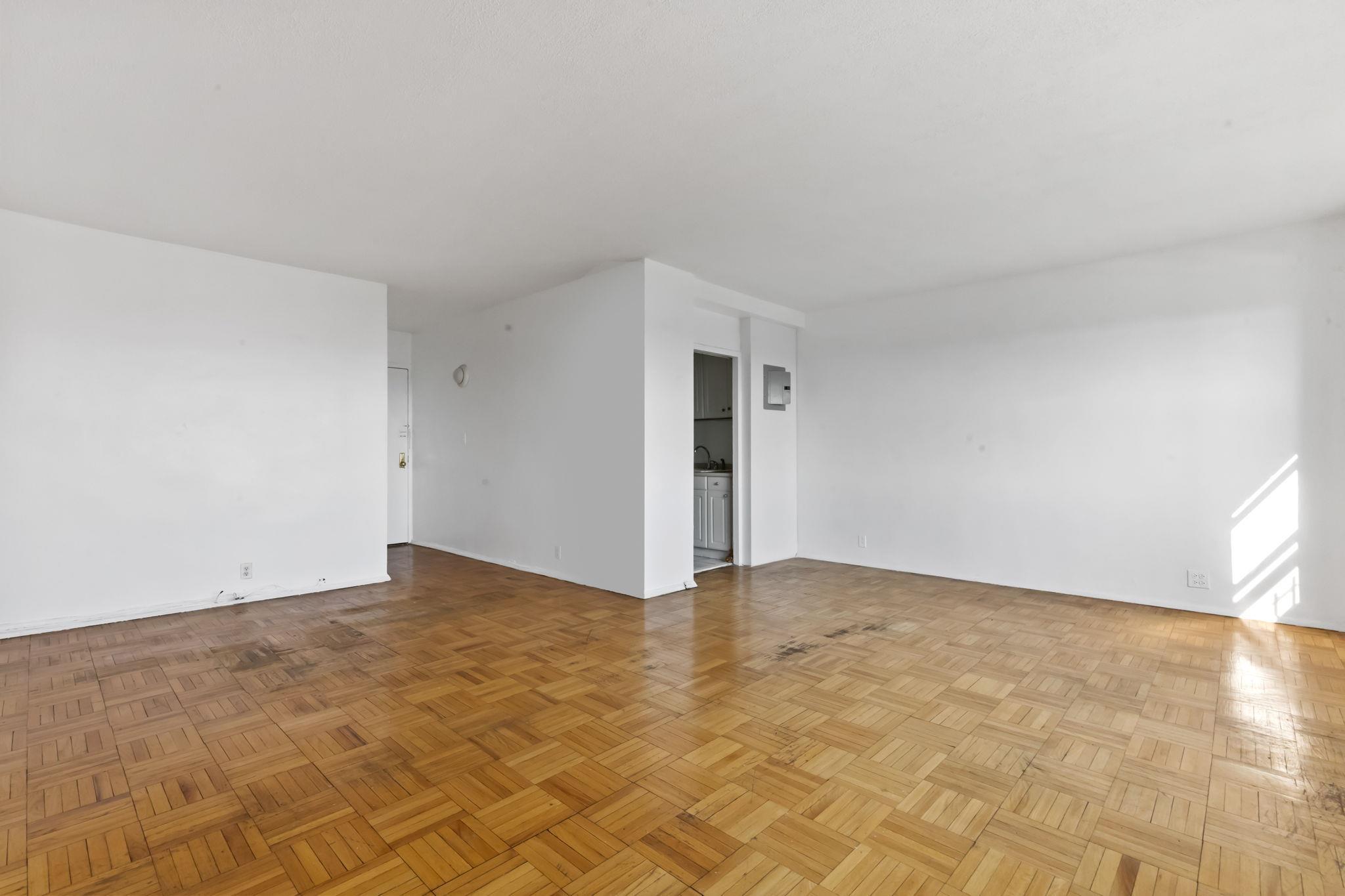 Coop Fordham Hill  Bronx, NY 10468, MLS-828854-7