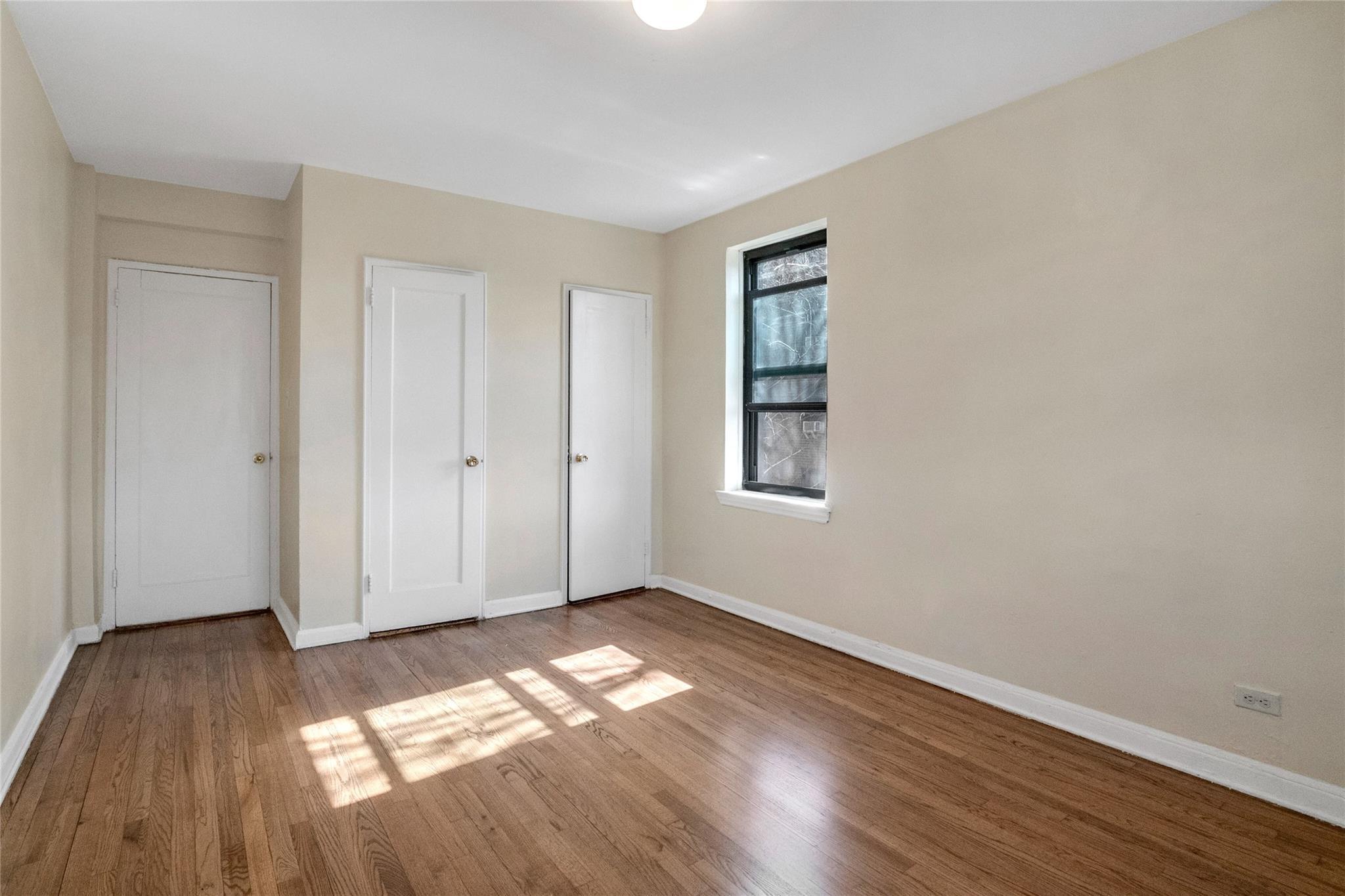 Coop Greystone  Bronx, NY 10463, MLS-828930-6