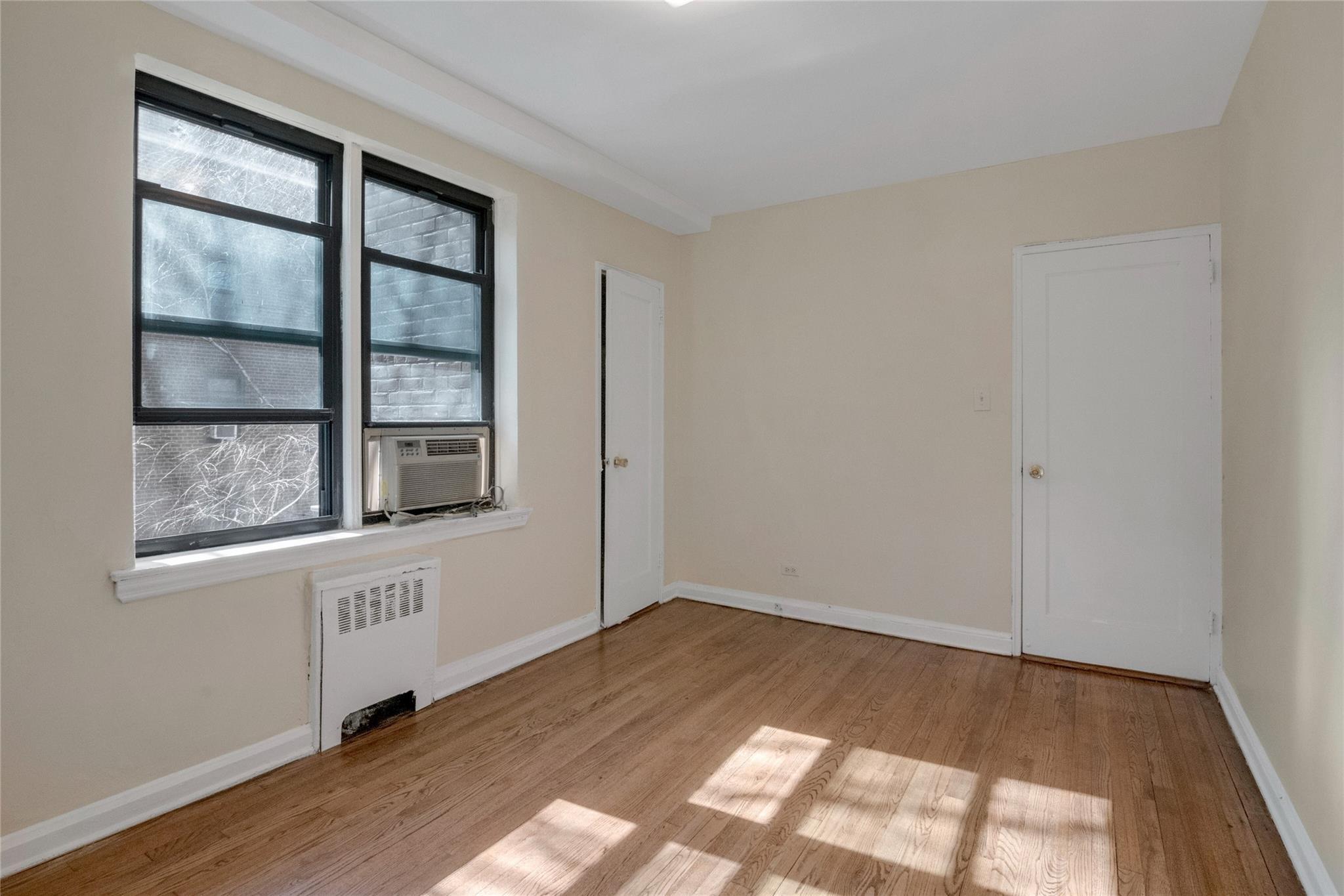 Coop Greystone  Bronx, NY 10463, MLS-828930-8