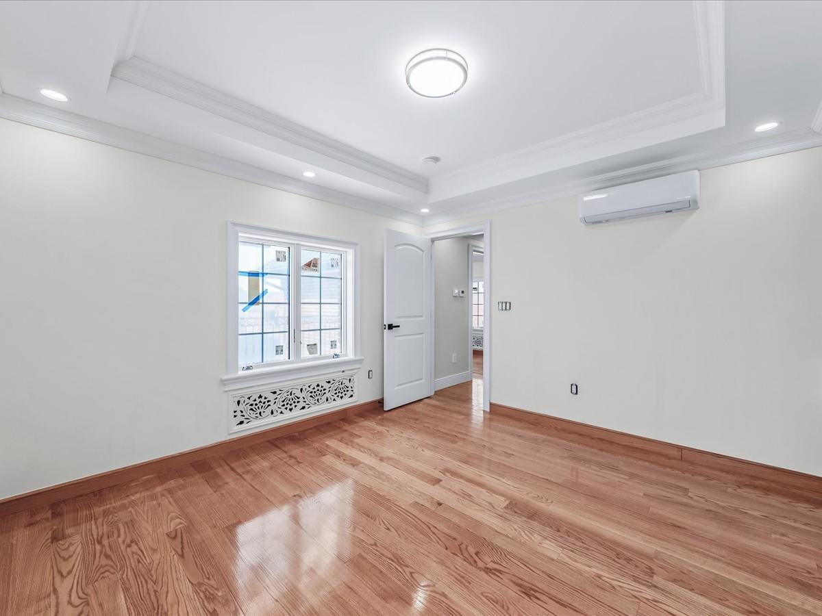 Single Family 204  Queens, NY 11361, MLS-828937-28