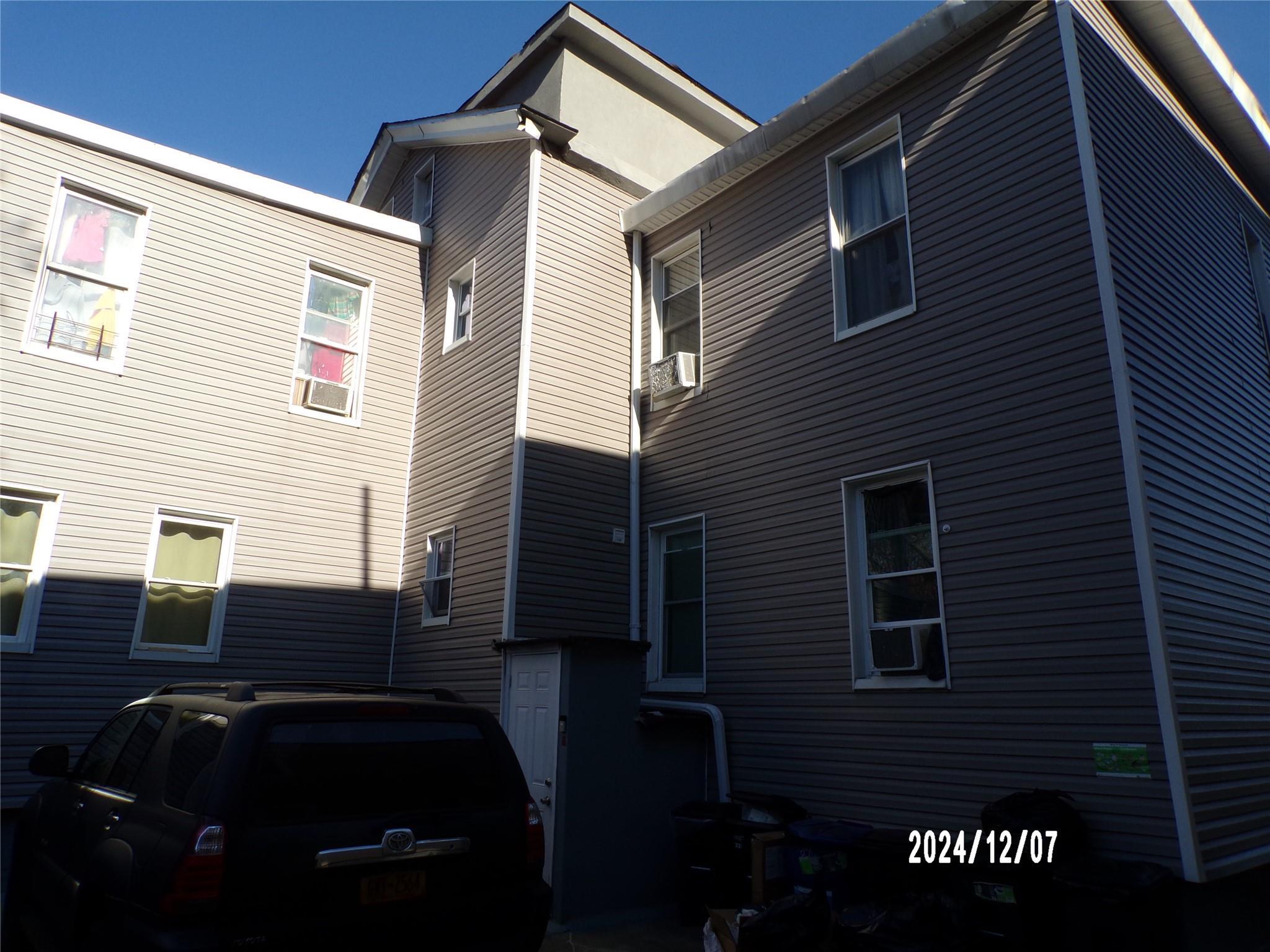 Single Family Hendrix  Brooklyn, NY 11207, MLS-828991-3
