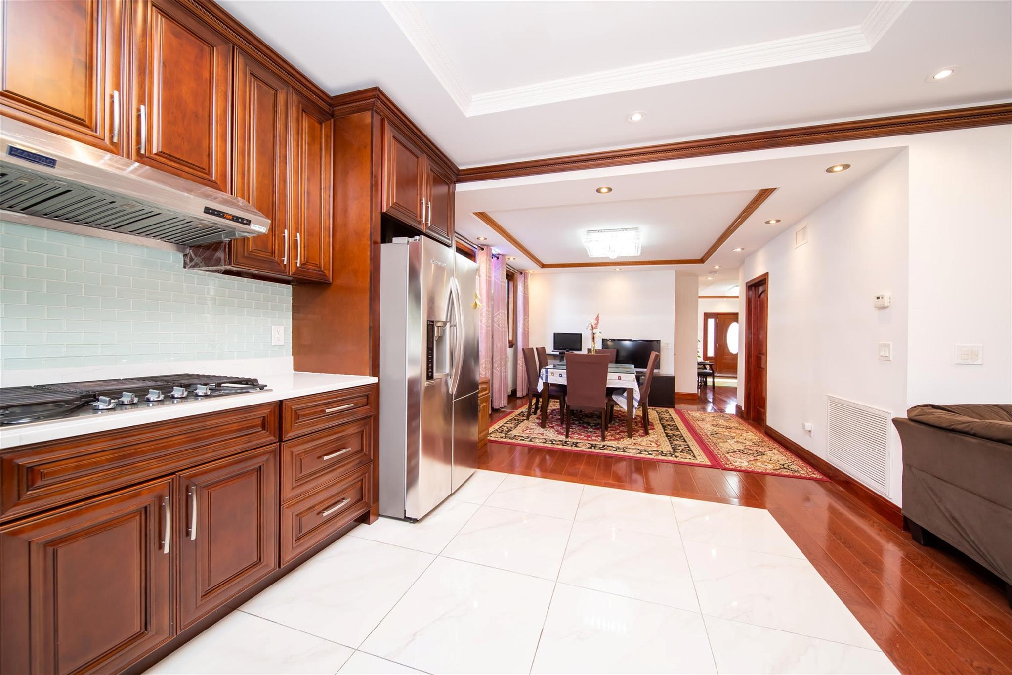 Single Family 187th  Queens, NY 11365, MLS-829032-4