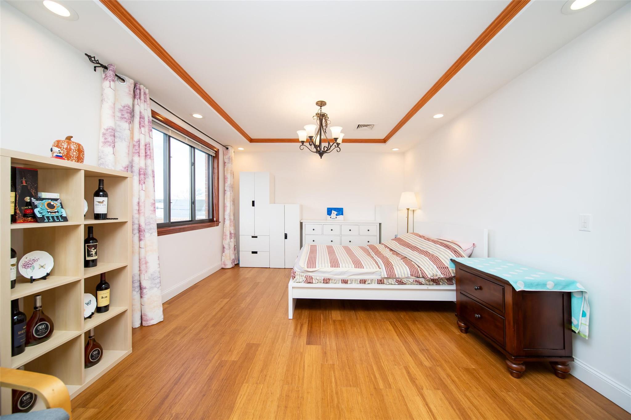 Single Family 187th  Queens, NY 11365, MLS-829032-8
