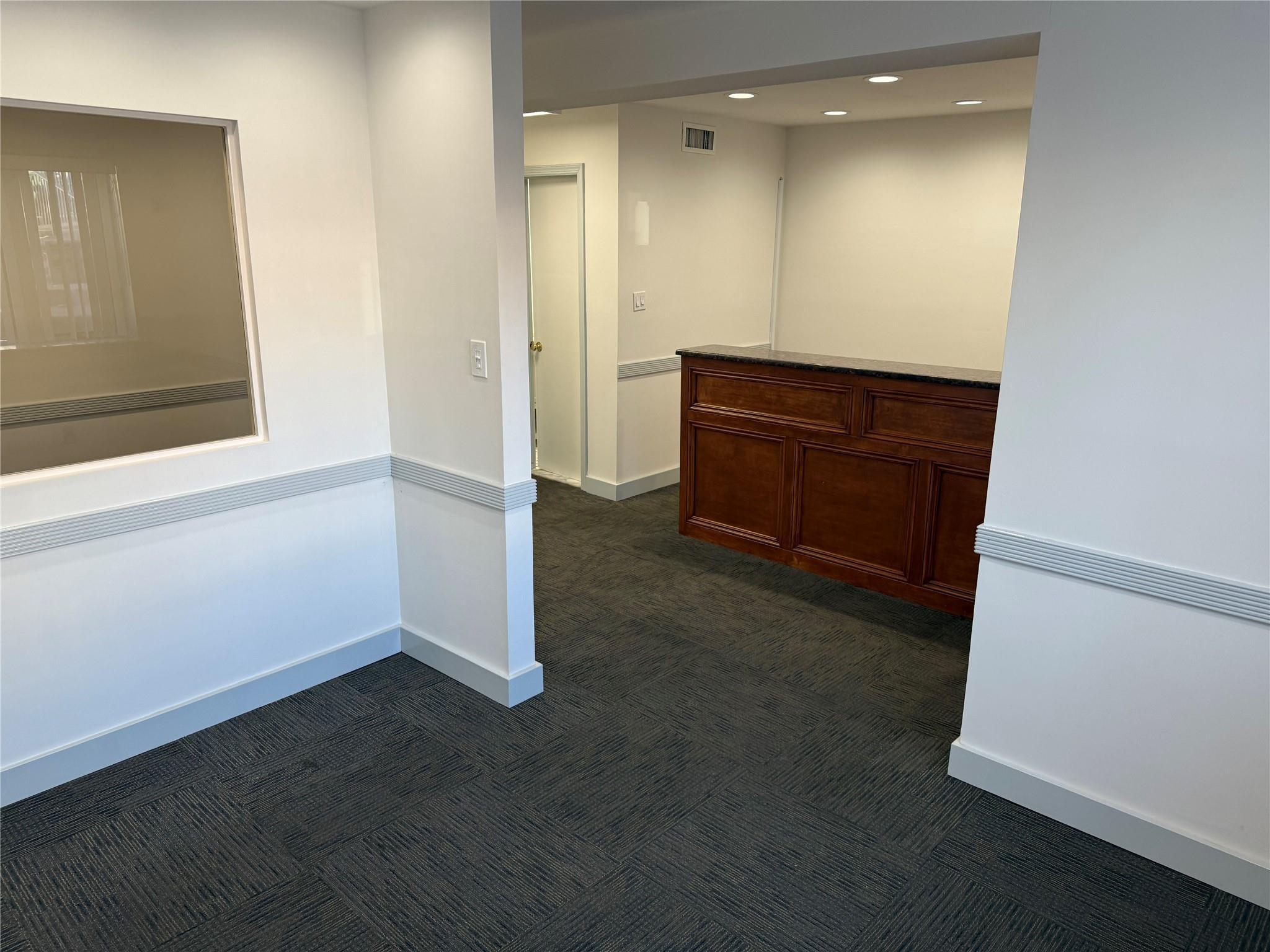 Commercial Lease Williamsbridge  Bronx, NY 10461, MLS-829043-14