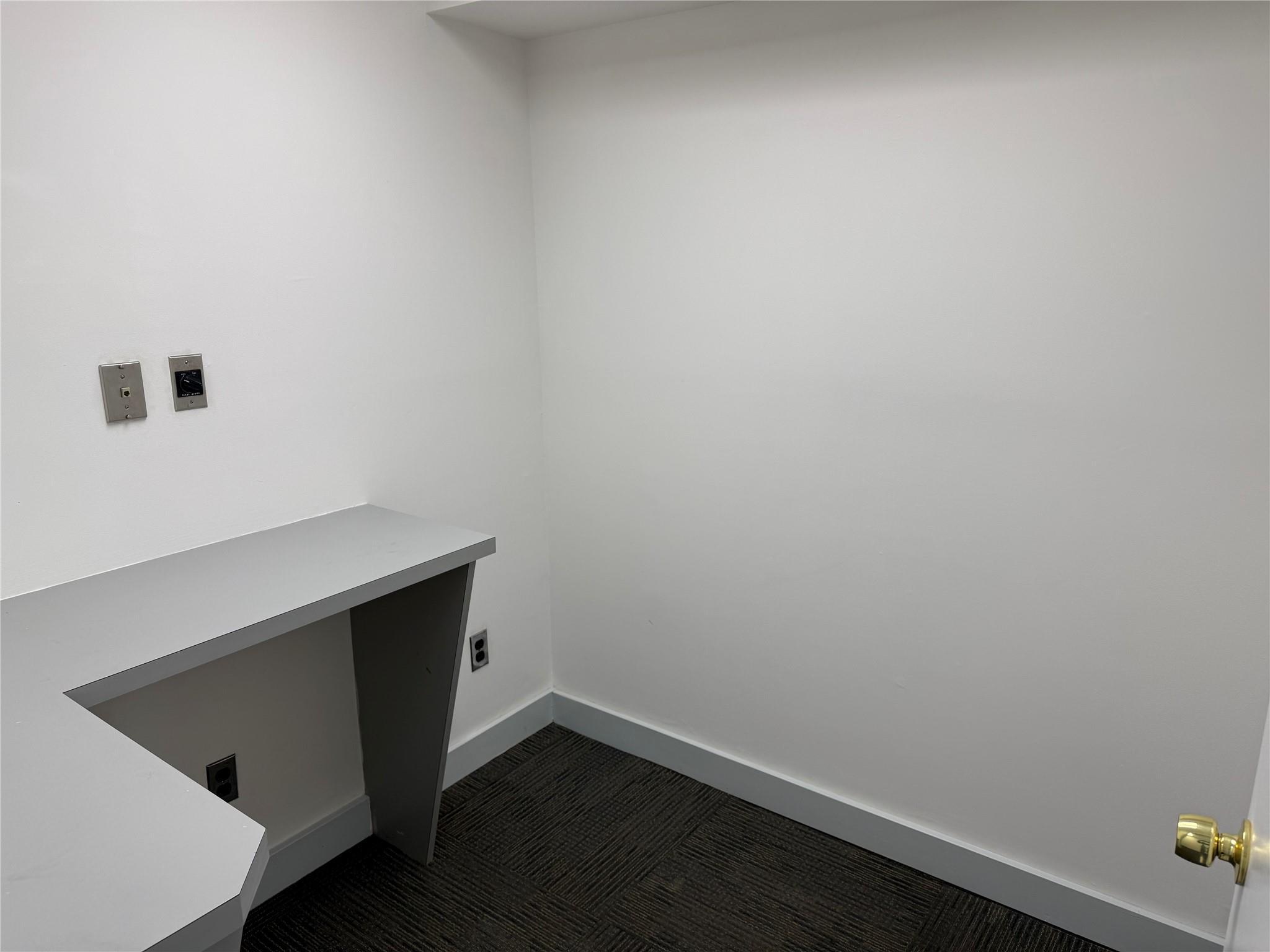 Commercial Lease Williamsbridge  Bronx, NY 10461, MLS-829043-4