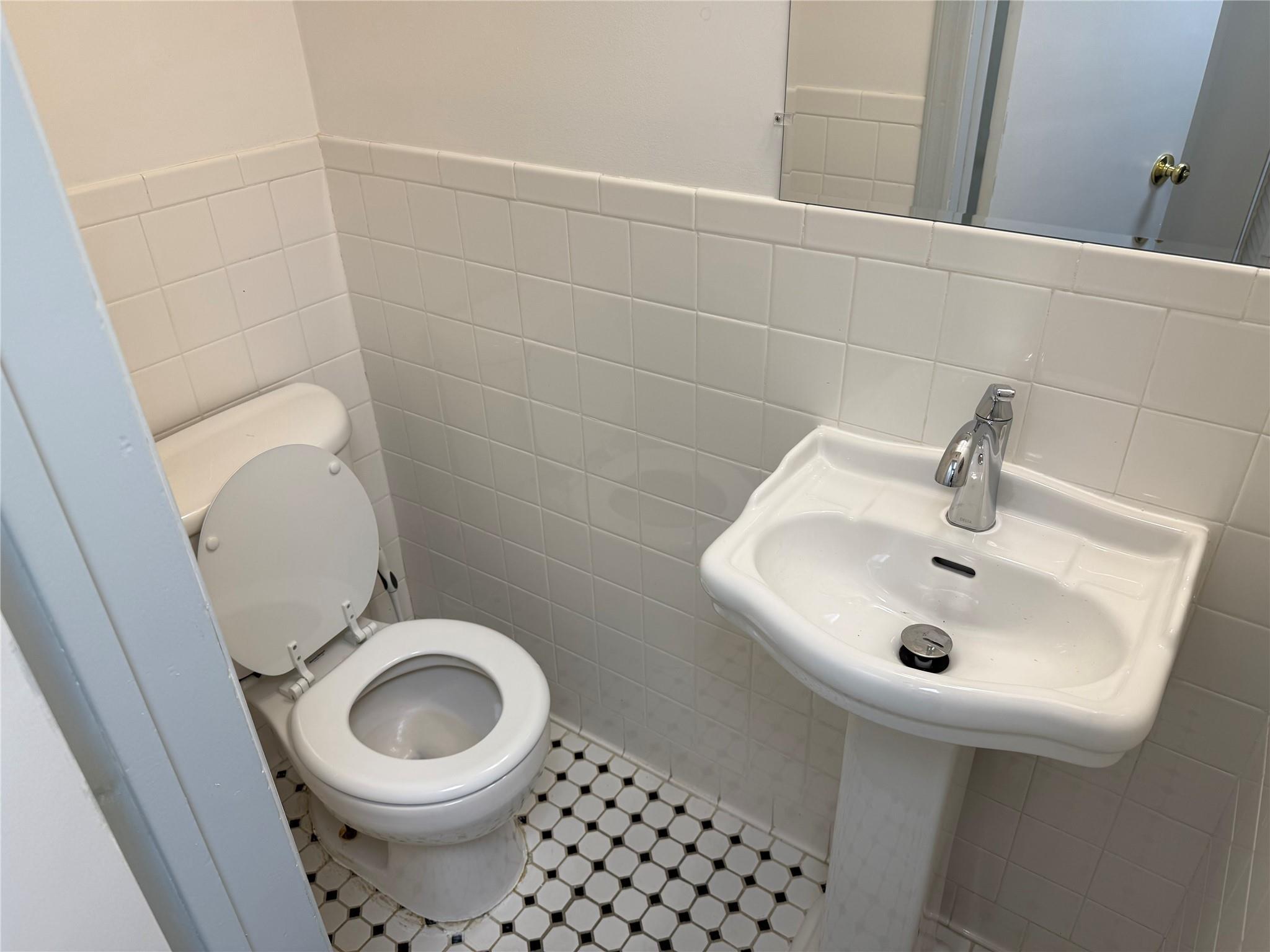 Commercial Lease Williamsbridge  Bronx, NY 10461, MLS-829043-8