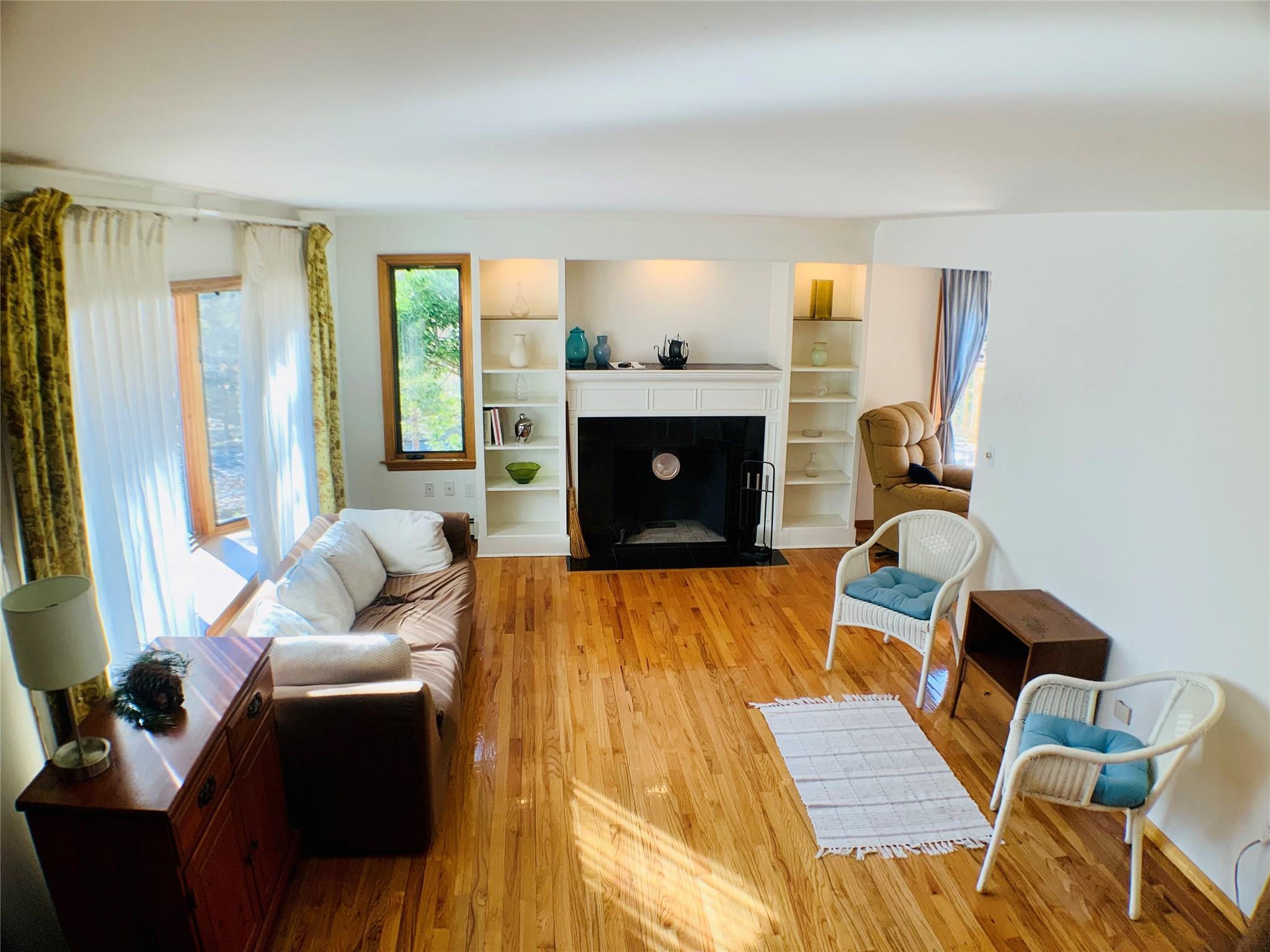 Single Family Oak  Suffolk County, NY 11792, MLS-829067-3