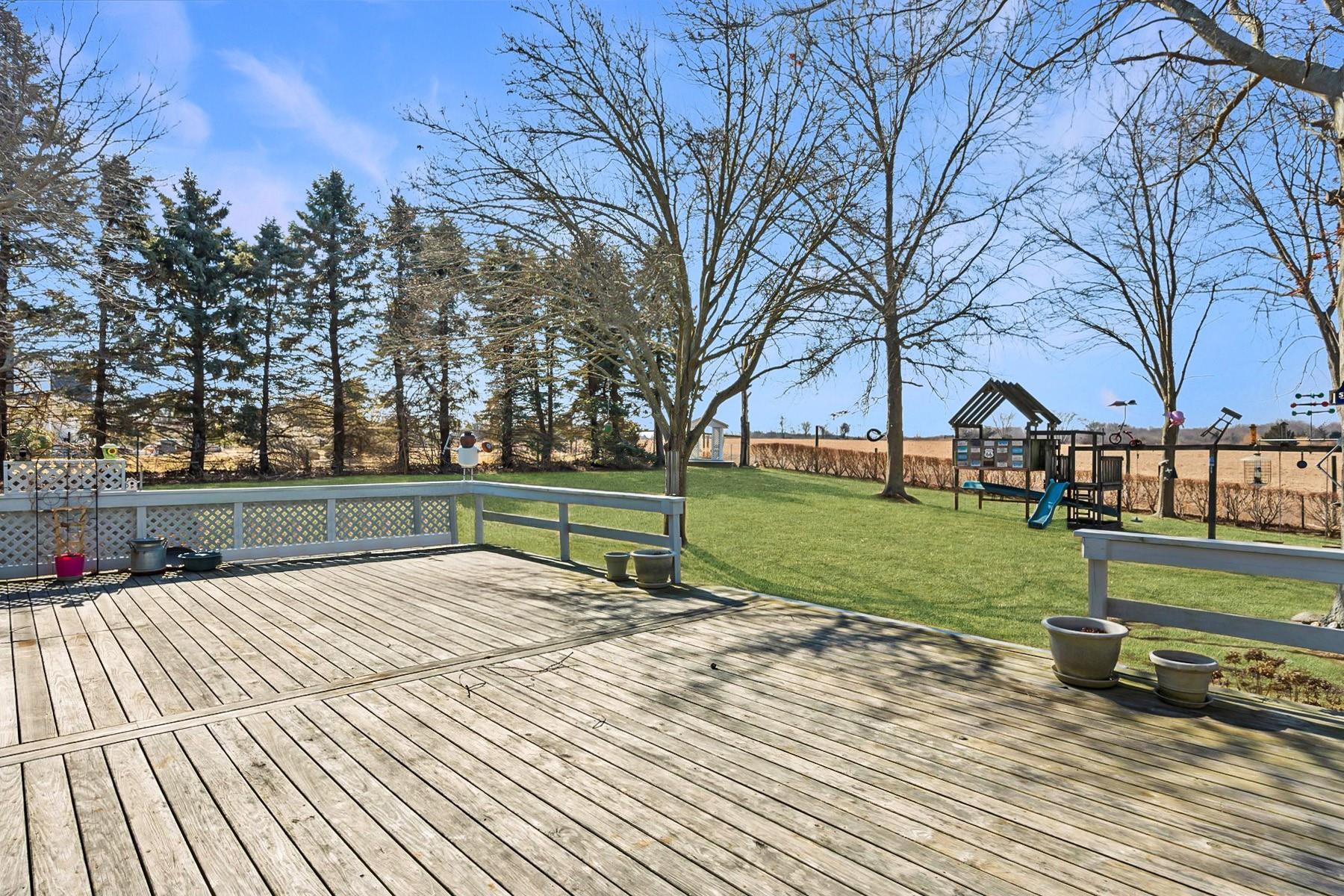 Single Family Pier  Suffolk County, NY 11901, MLS-829196-29