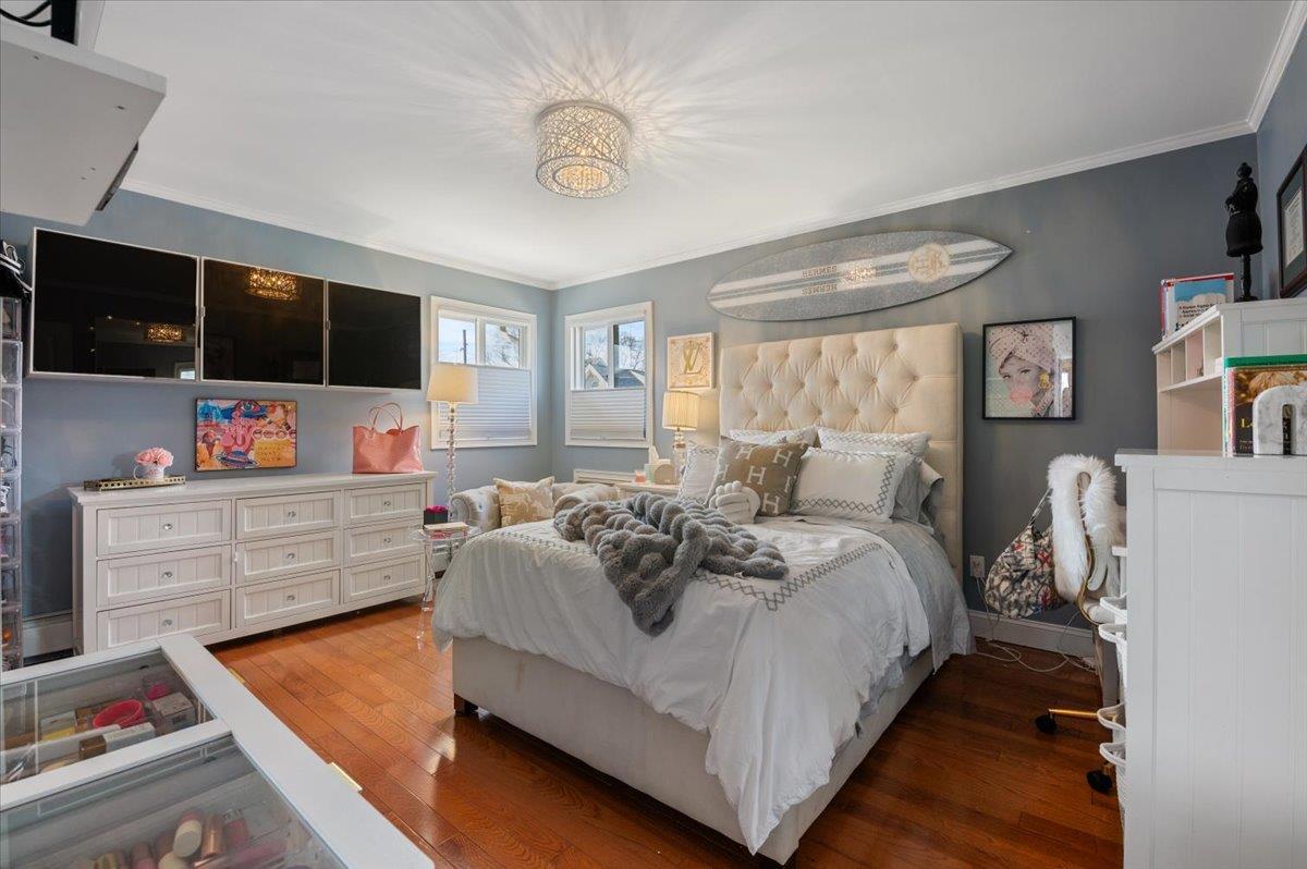 Single Family Hayes  Nassau County, NY 11510, MLS-829252-26