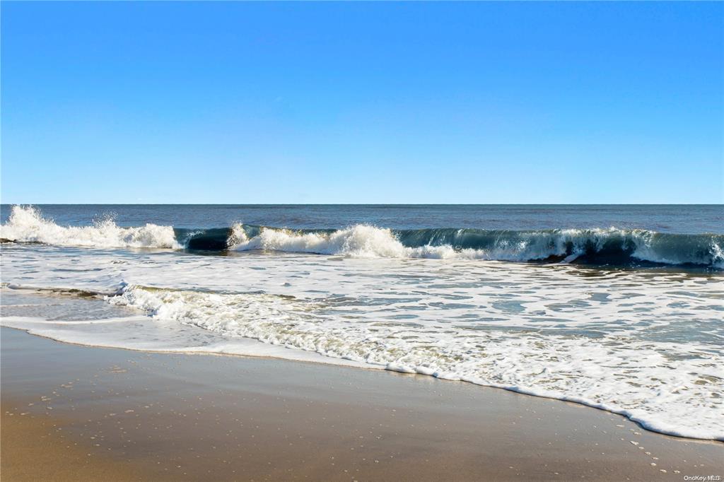 Single Family Tarpon  Suffolk County, NY 11942, MLS-829285-8