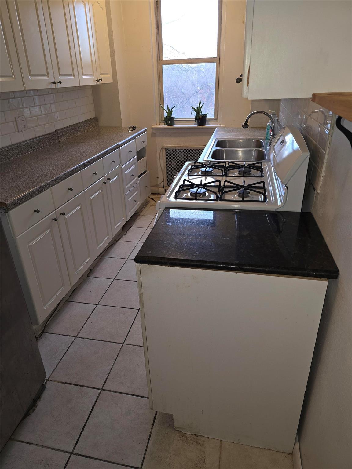 Coop Knolls  Bronx, NY 10463, MLS-829311-6