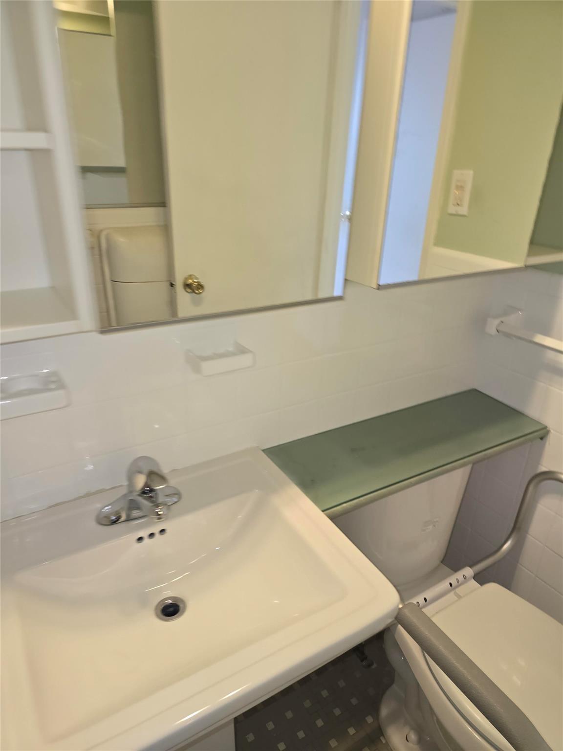 Coop Knolls  Bronx, NY 10463, MLS-829311-9