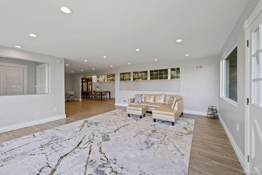Single Family Pavilion  Rockland County, NY 10901, MLS-829335-2