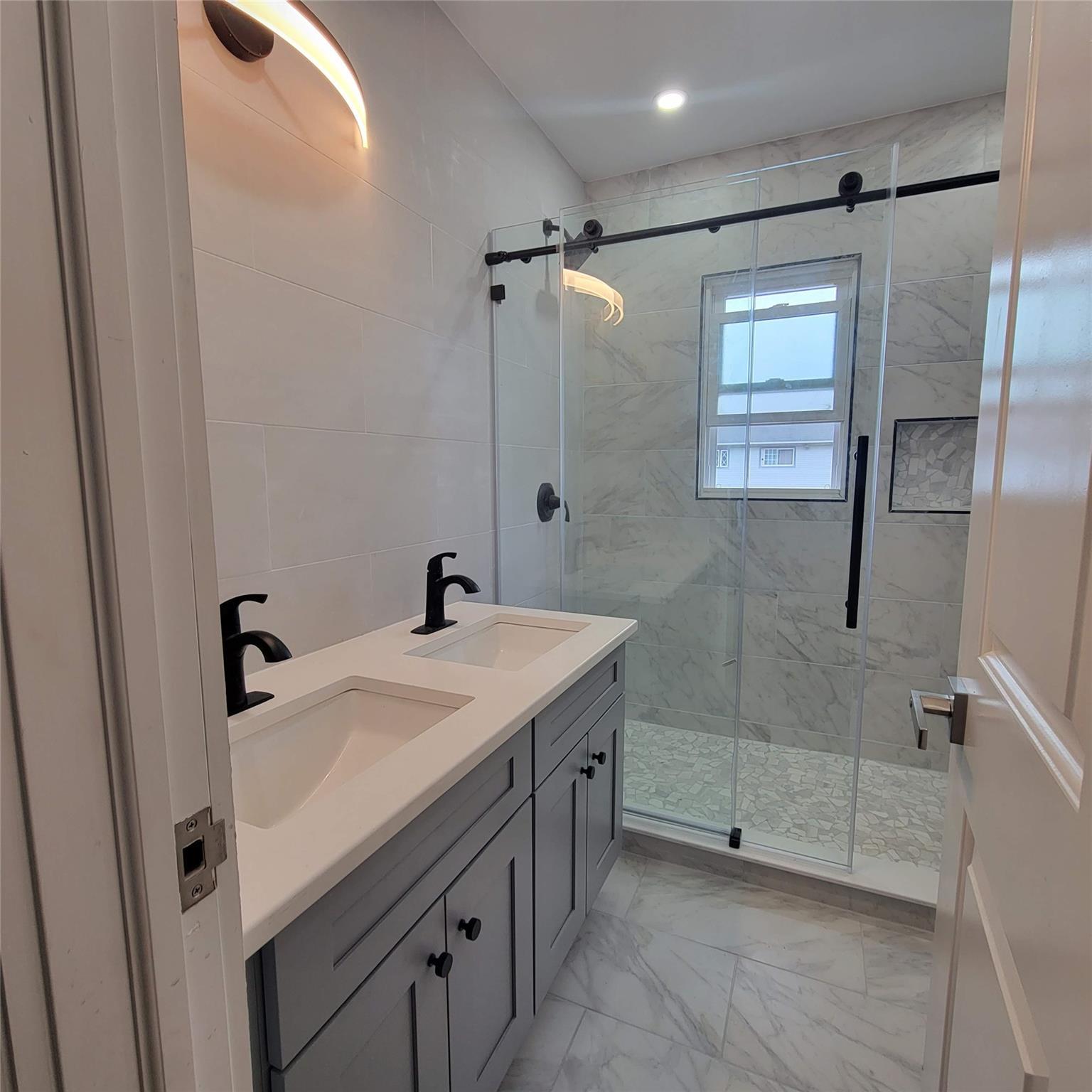 Single Family Egmont  Queens, NY 11691, MLS-829341-7