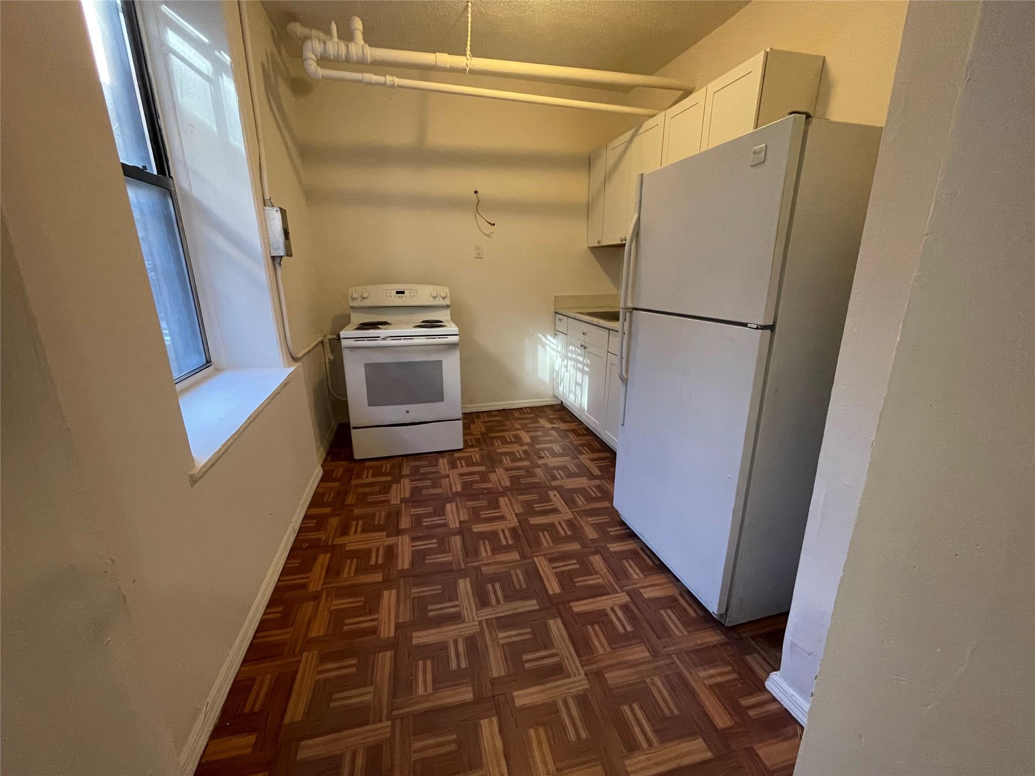 Apartment Crotona  Bronx, NY 10458, MLS-829352-12