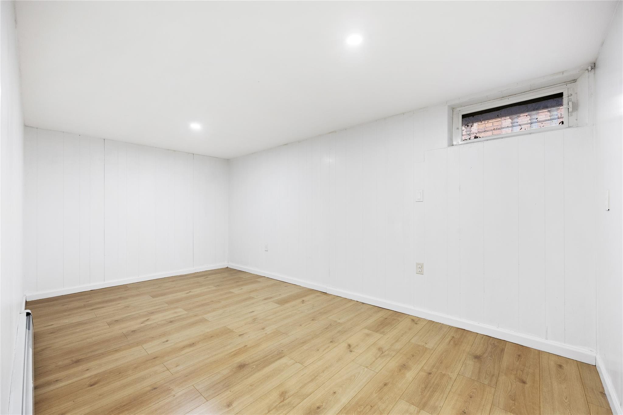 Single Family 22nd  Queens, NY 11357, MLS-829372-13