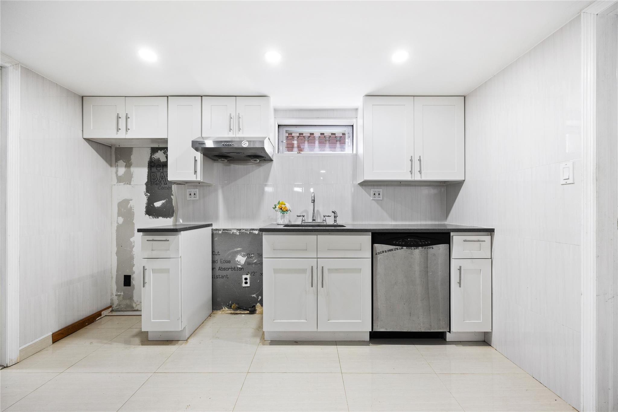 Single Family 22nd  Queens, NY 11357, MLS-829372-15