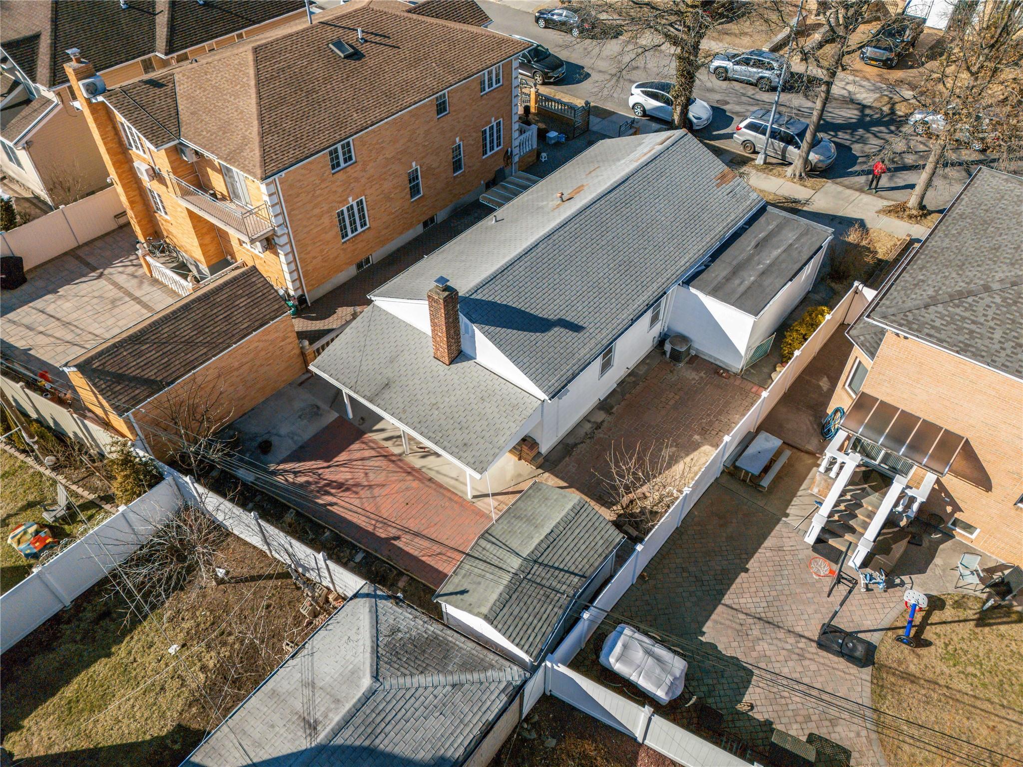 Single Family 22nd  Queens, NY 11357, MLS-829372-23