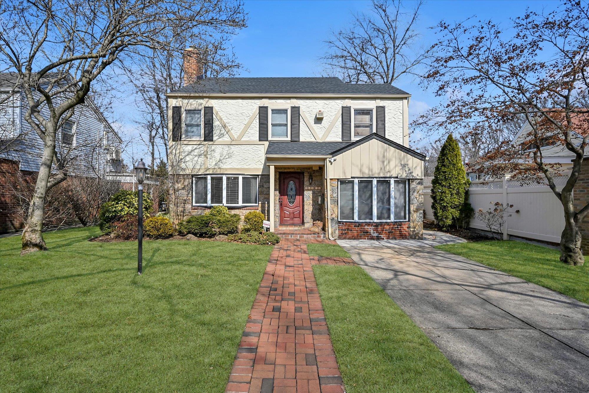 Single Family 82nd  Queens, NY 11427, MLS-829378-25