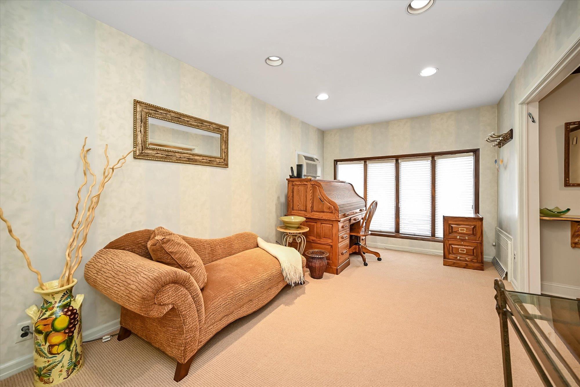 Single Family 82nd  Queens, NY 11427, MLS-829378-4