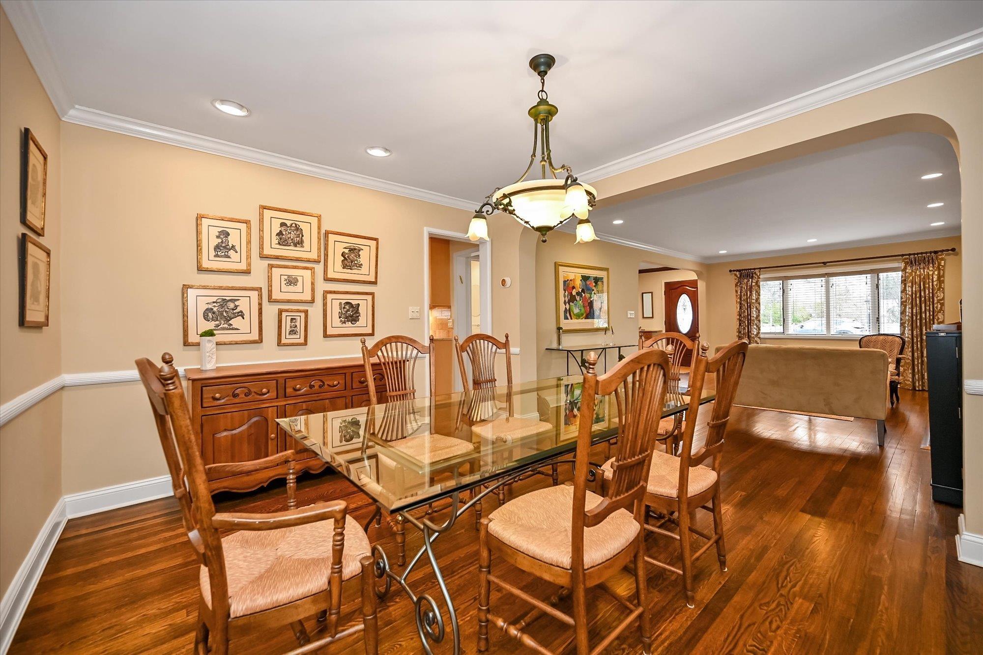 Single Family 82nd  Queens, NY 11427, MLS-829378-7