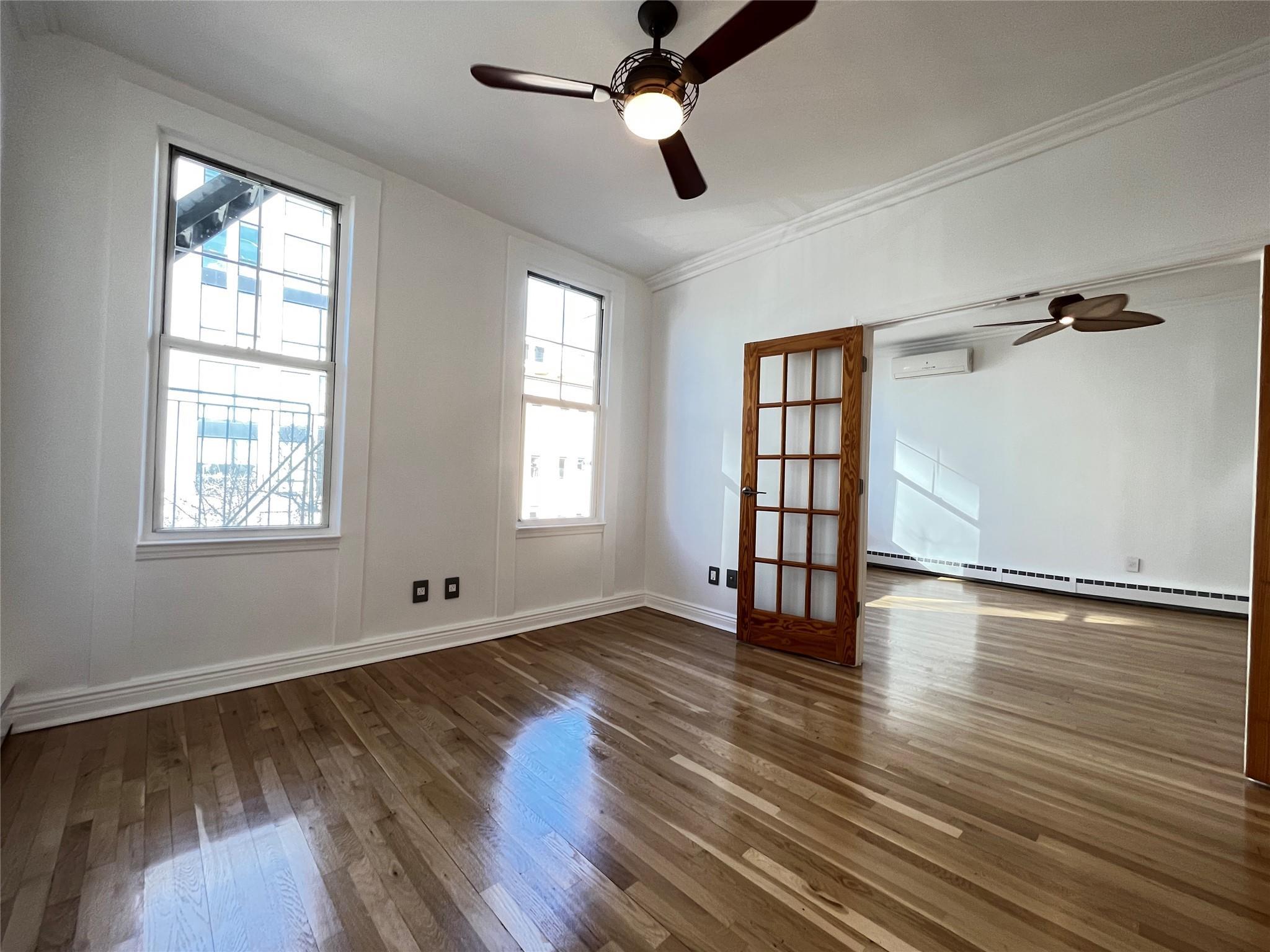 Condo Montrose  Brooklyn, NY 11206, MLS-829394-2