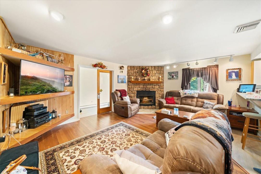 Single Family Orrs Mills  Orange County, NY 12553, MLS-829406-8
