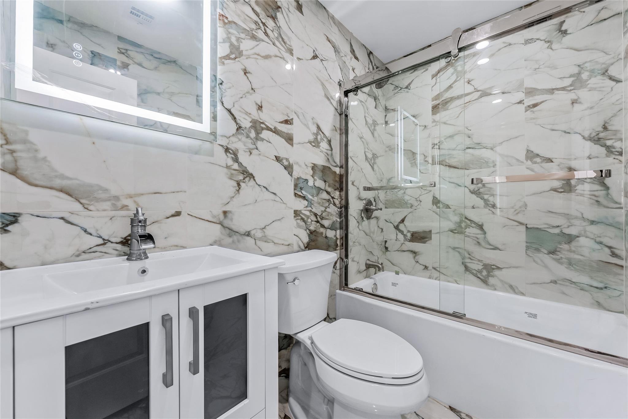 Single Family Van Siclen  Queens, NY 11419, MLS-829434-21