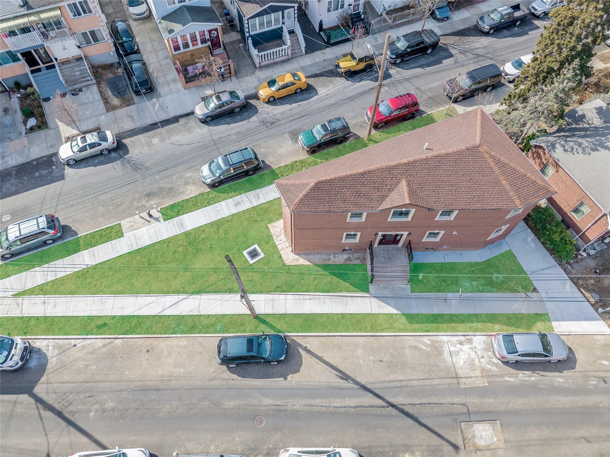 Single Family Van Siclen  Queens, NY 11419, MLS-829434-29