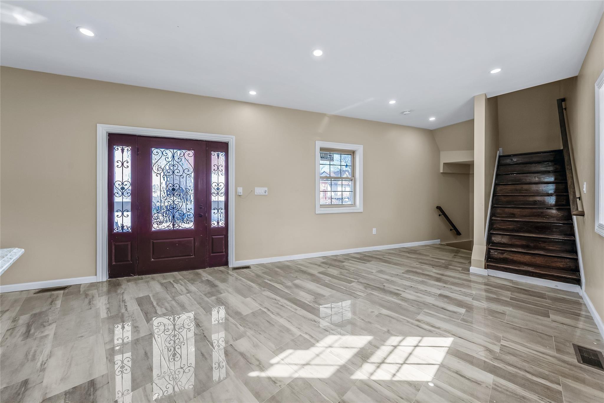 Single Family Van Siclen  Queens, NY 11419, MLS-829434-4