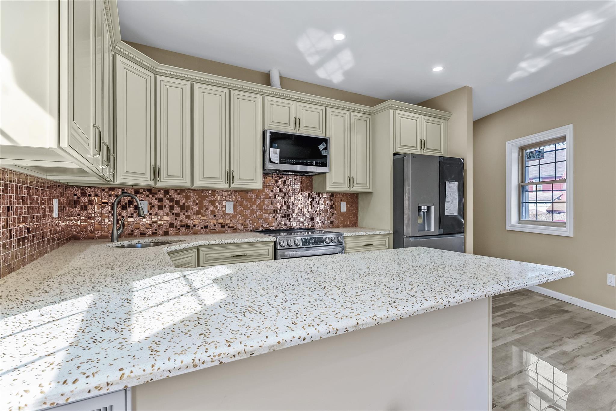 Single Family Van Siclen  Queens, NY 11419, MLS-829434-8