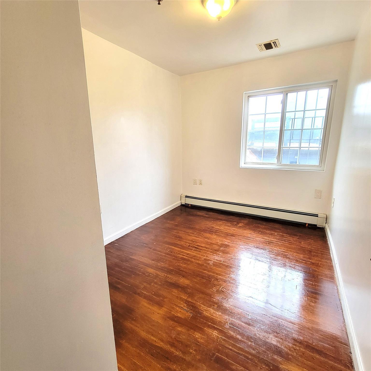 Single Family Beach 87  Queens, NY 11693, MLS-829442-10