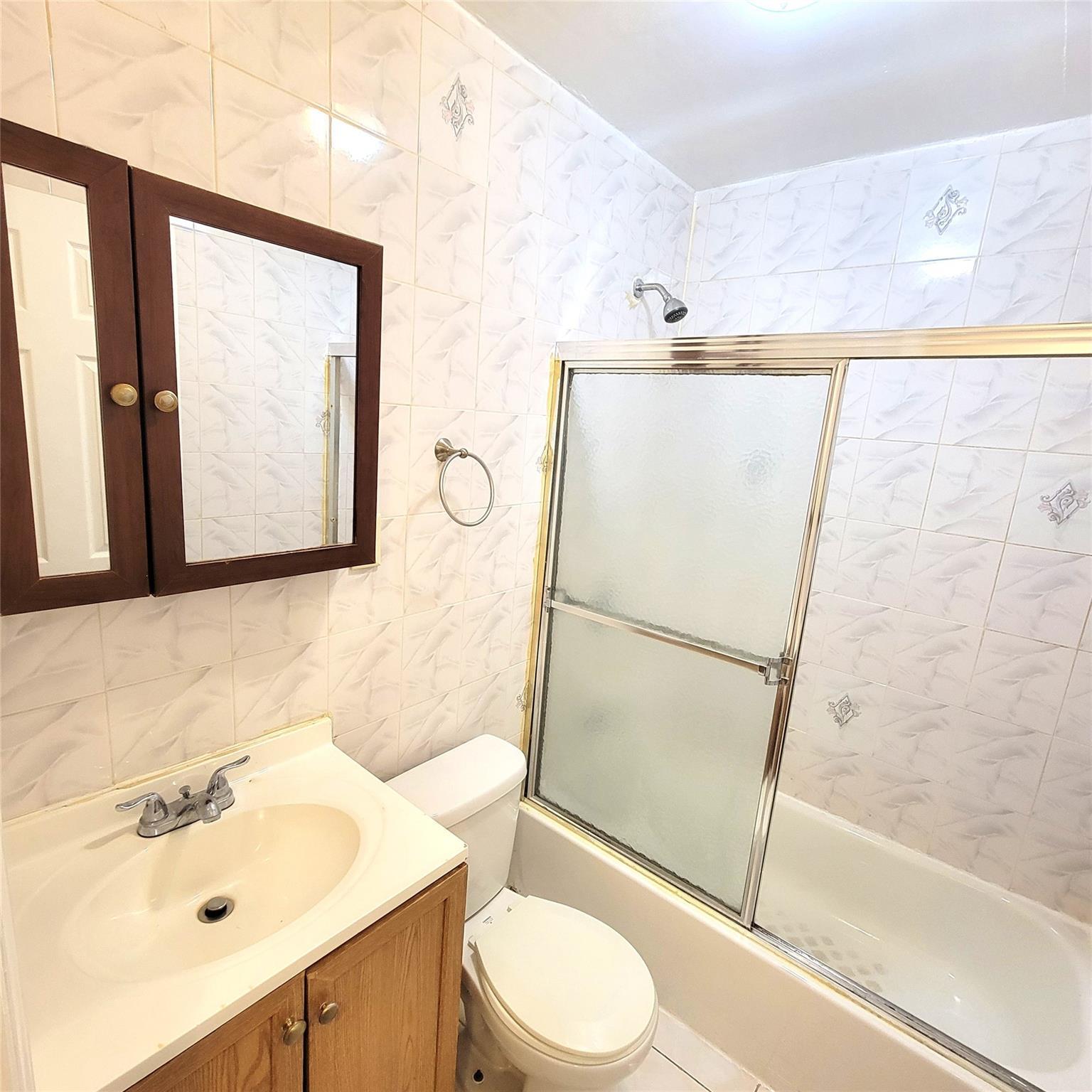 Single Family Beach 87  Queens, NY 11693, MLS-829442-12