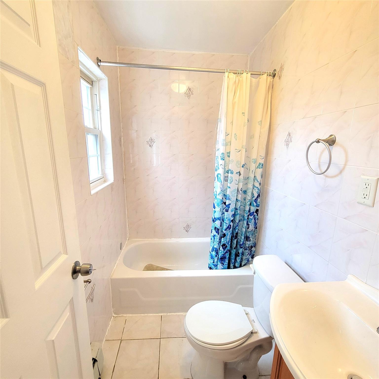 Single Family Beach 87  Queens, NY 11693, MLS-829442-15