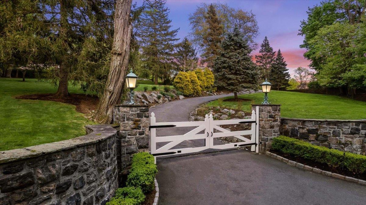 Single Family Belmont  Westchester County, NY 10533, MLS-829489-27