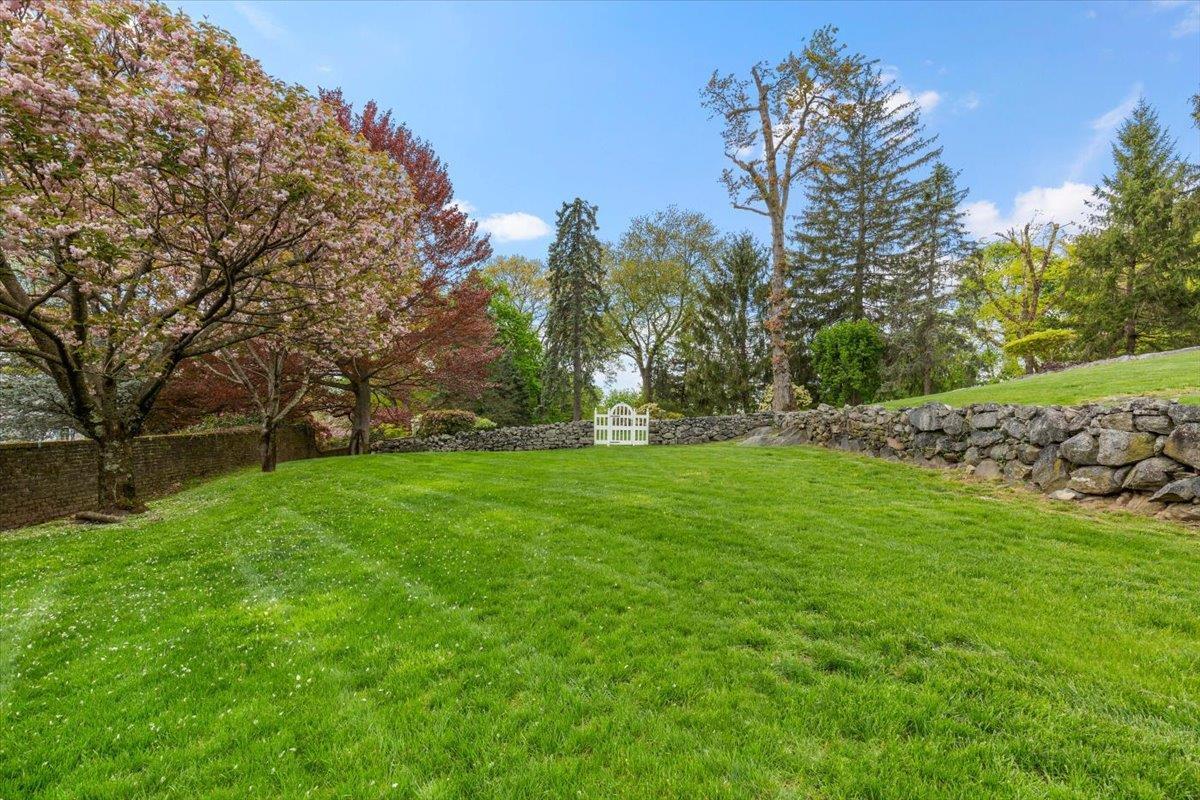 Single Family Belmont  Westchester County, NY 10533, MLS-829489-31