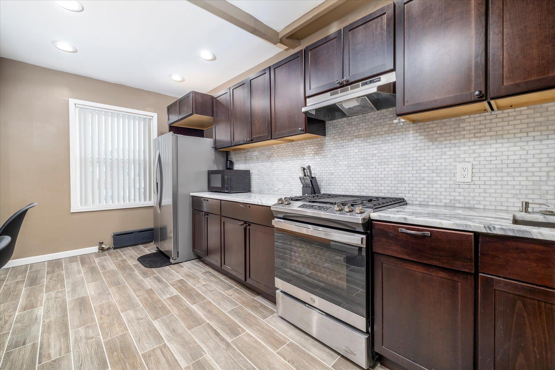 Single Family Nashville  Queens, NY 11411, MLS-829493-11