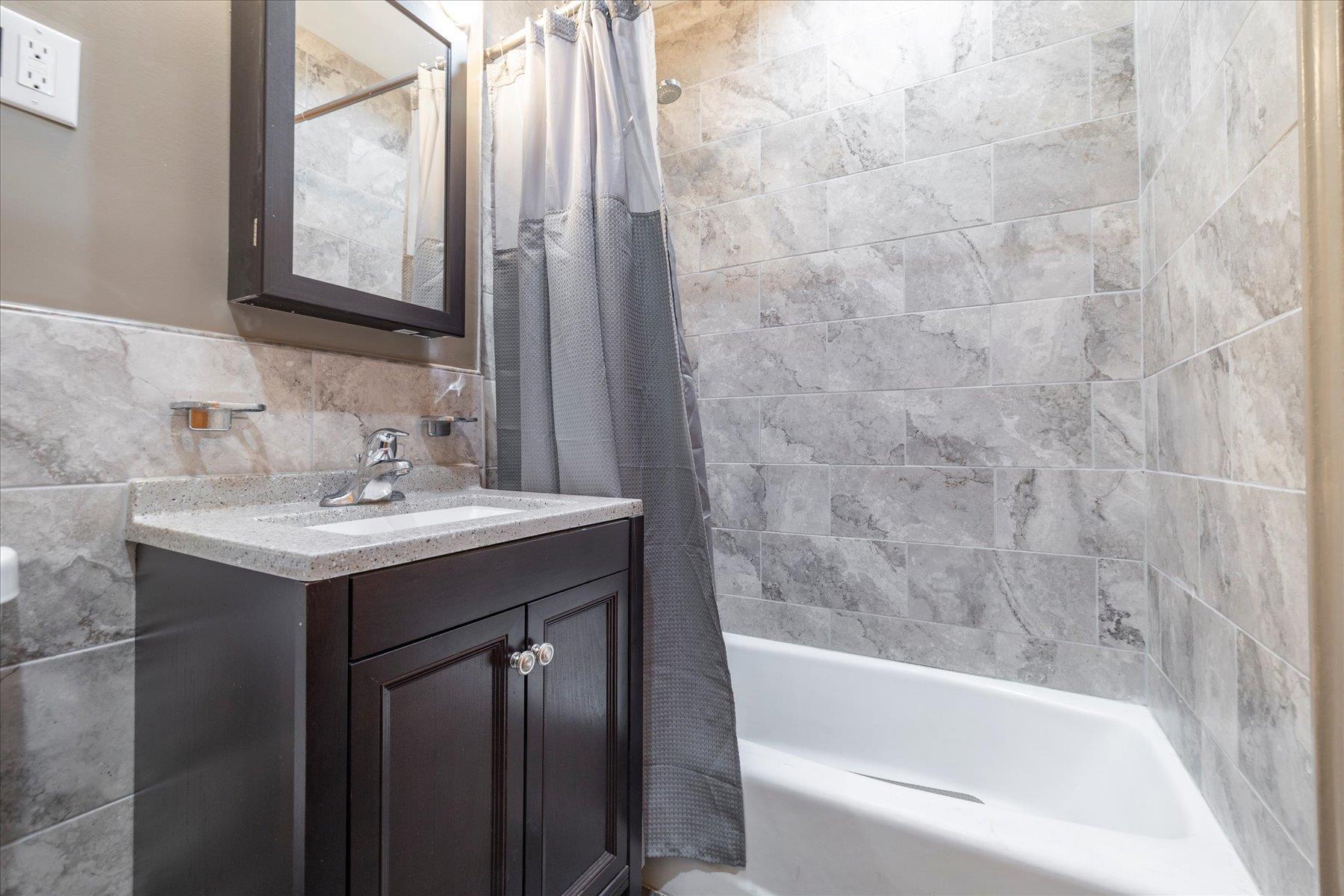 Single Family Nashville  Queens, NY 11411, MLS-829493-13