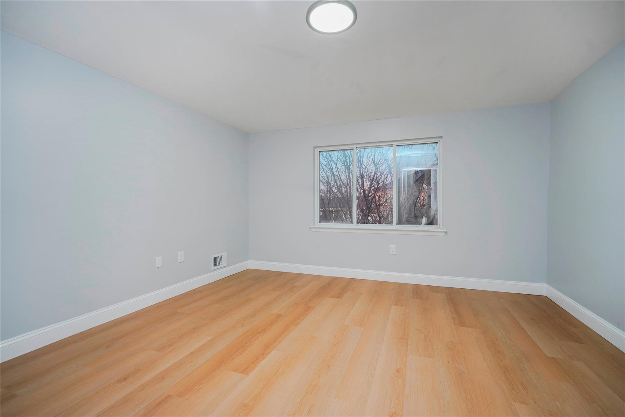 Single Family Sunset  Staten Island, NY 10314, MLS-829503-12