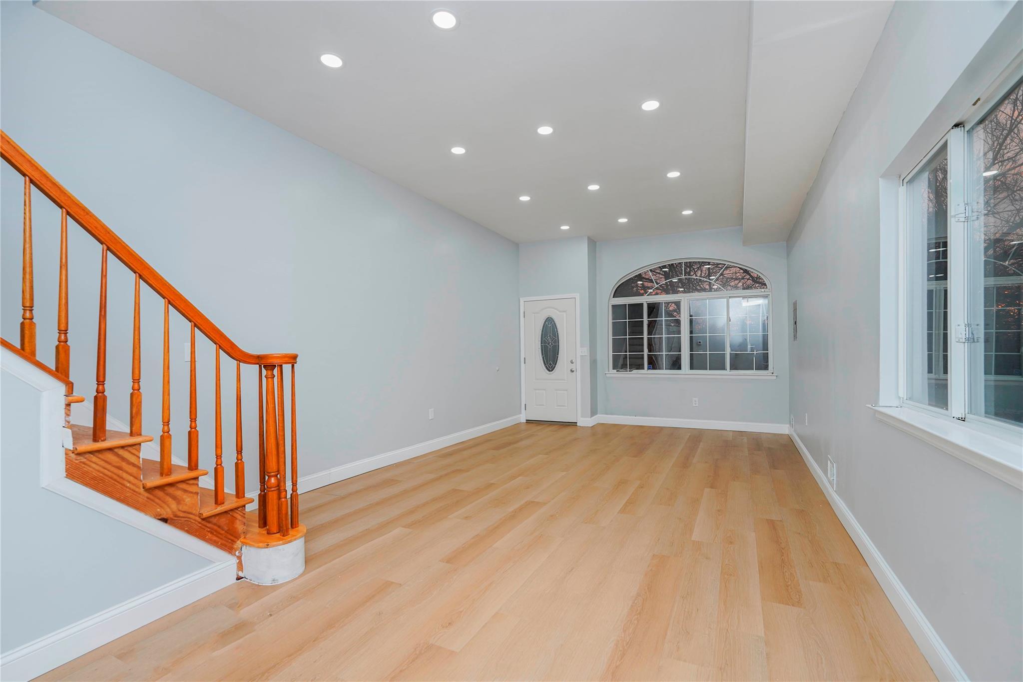 Single Family Sunset  Staten Island, NY 10314, MLS-829503-3