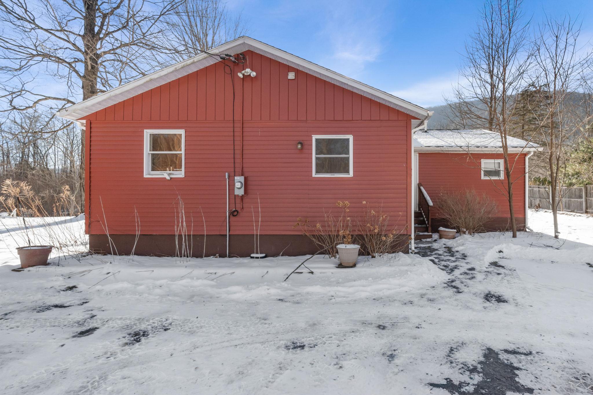 Single Family Wettje  Ulster County, NY 12480, MLS-829527-38