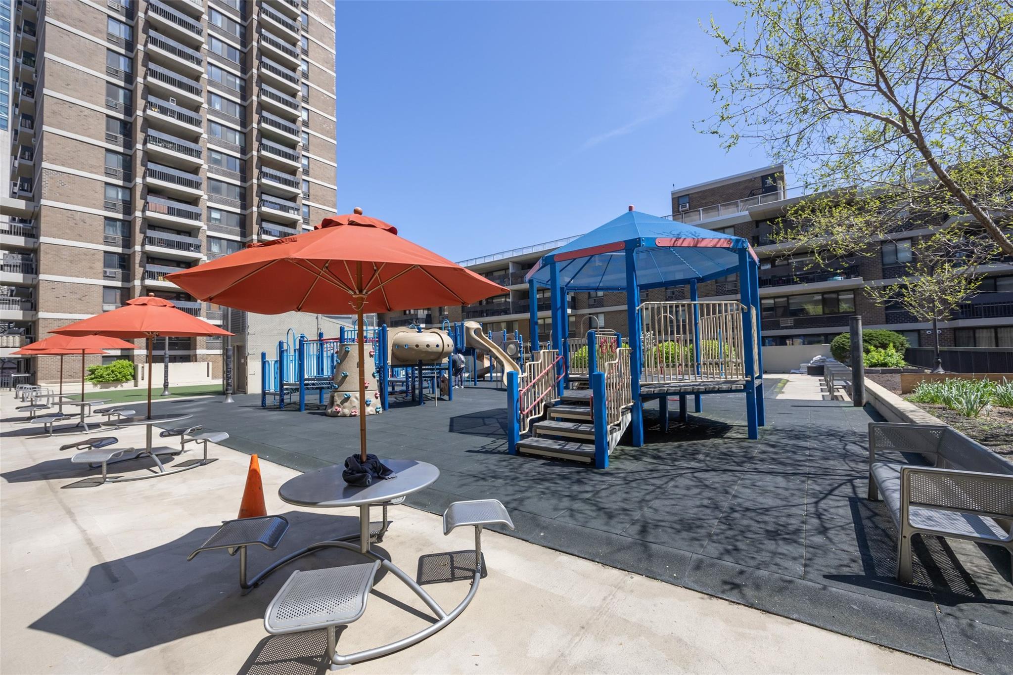 Coop Pearl  Manhattan, NY 10038, MLS-829590-13